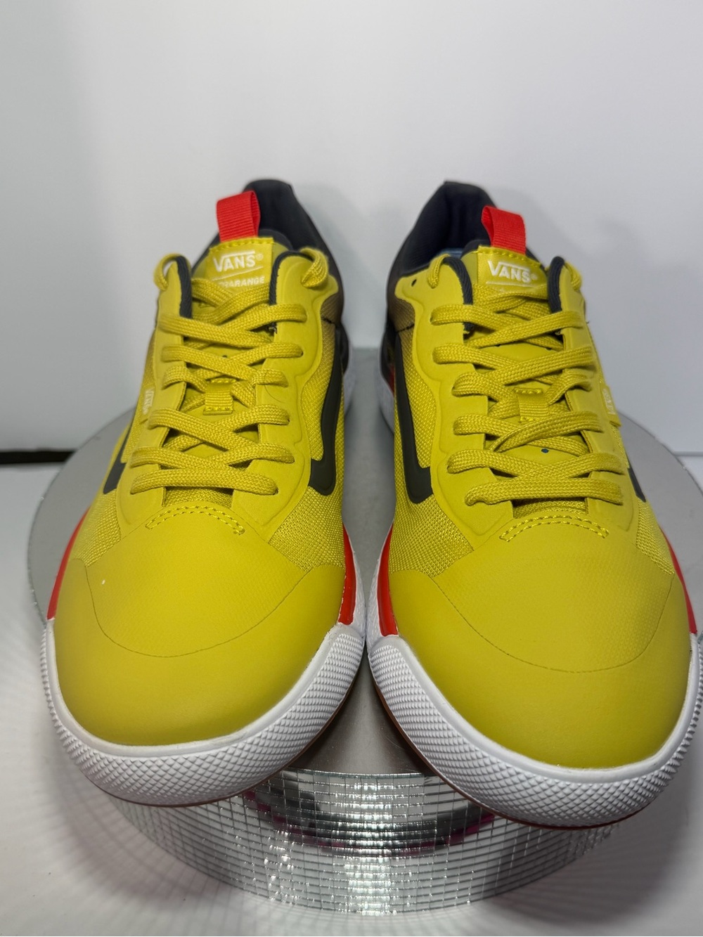 Vans men’s Yellow and Red Low-Top Skate Shoes size 12 new w /out box